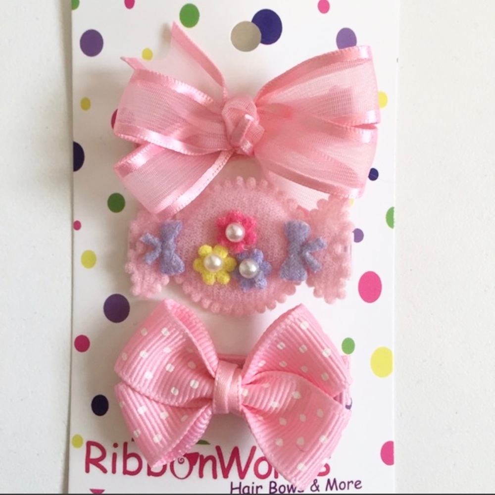 Girls Pink hair clip set, new hairbow bow